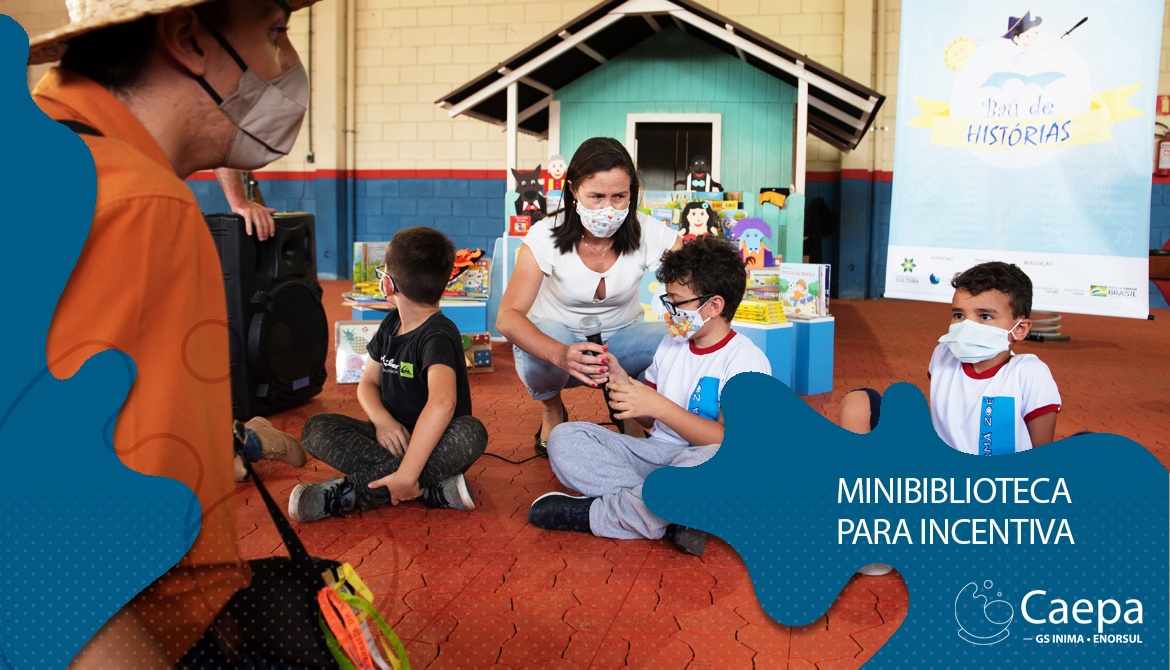 CAEPA ENTREGA MINIBIBLIOTECA PARA INCENTIVAR LEITURA EM PARAIBUNA